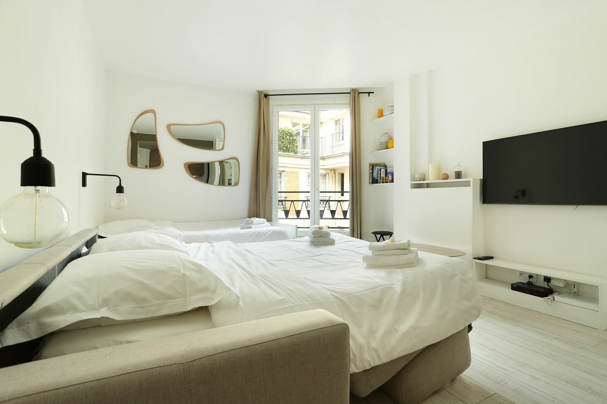 Studio Prestige Champs Elysees Париж Экстерьер фото